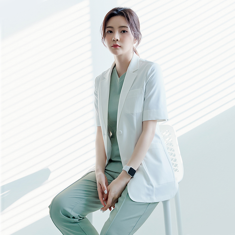 Medical Lab Years - Hochwertige Medizinische Schönheitsuniform im Koreanischen Stil,